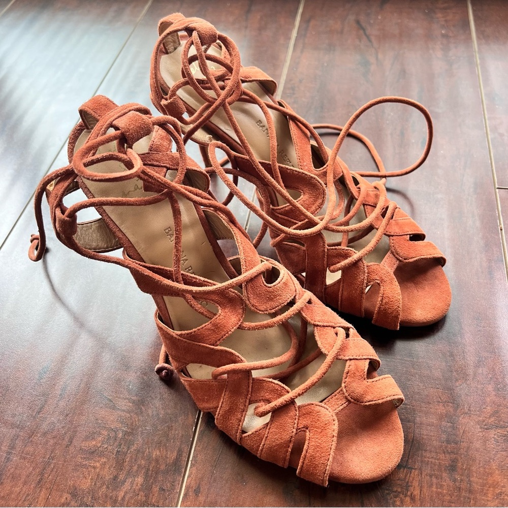 Banana Republic - Tie Up Stiletto Heel, 7.5. Look like brand new.